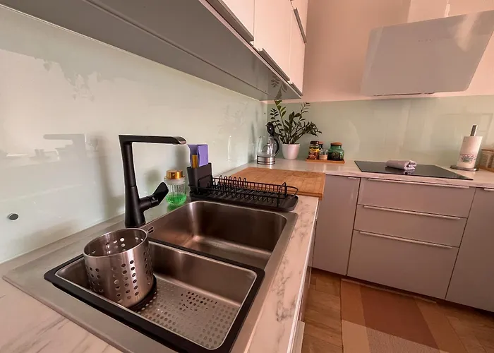 V Meste * Bratislava