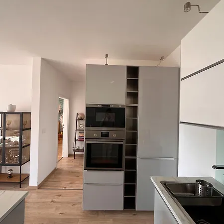 V Meste Apartment